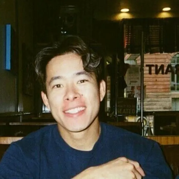 Alex's Headshot